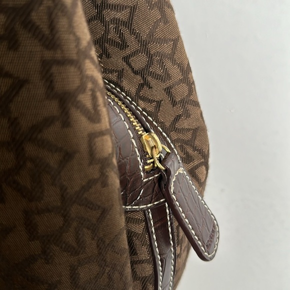 DkNy brown monogram shoulder bag size medium - Picture 8 of 12